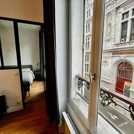 - Centre Parigi