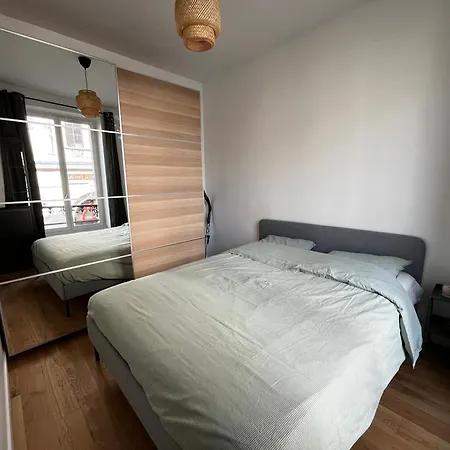 - Centre Apartmán Paříž